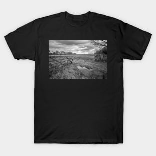 Wooden gate entrance to an arable field in the English countryside T-Shirt